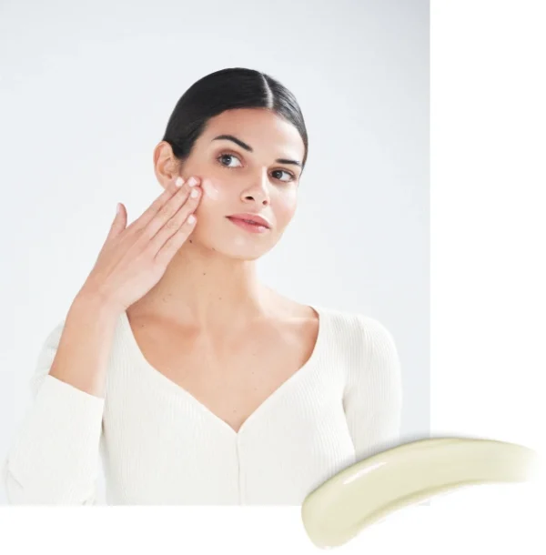 Mesoestetic Skinretin met vrouw
