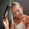 Synergie Skin BioCleanse met vrouw