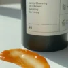 Rebiome Refresh Cleansing gel met textuur